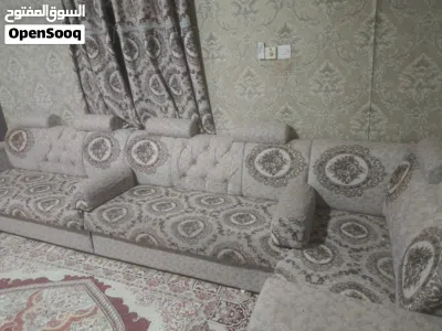 ست كنبات ب حاله جيده و لون مميز 2