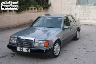 Mercedes Benz E-Class E 200 2