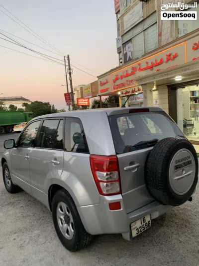 Suzuki Grand Vitara Standard 3