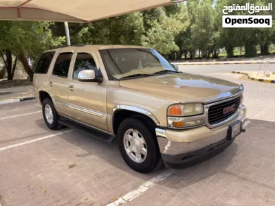 GMC Yukon Standard 2