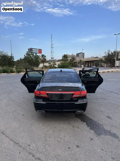 Hyundai Azera GL 2