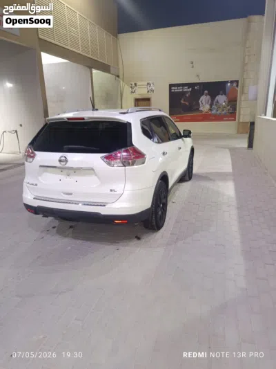 Nissan Rogue SL 4
