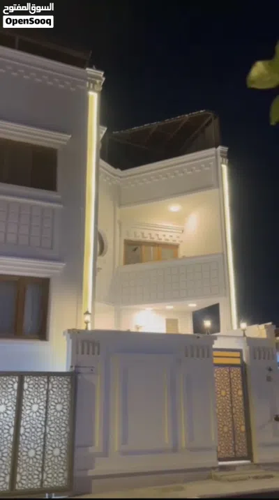 بيت حديث للبيع في دور الضباط 140 متر ثلاث طوابق 4