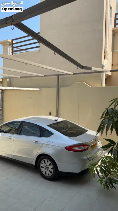 Ford Fusion S 3