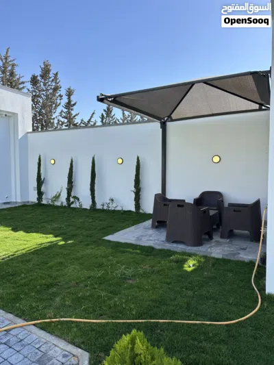 استراحة وبها ملحق للإيجار. 2