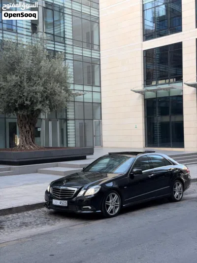 Mercedes Benz E-Class E 200 3