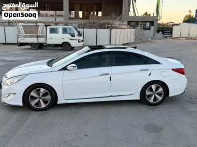 Hyundai Sonata Standard 3