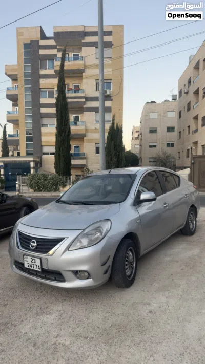 Nissan Sunny Standard 4