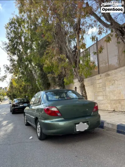 كيا ريو Standard 3