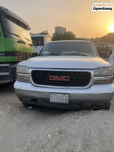 GMC Yukon XL 2
