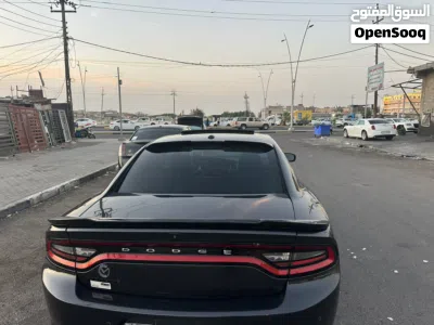 Dodge Charger SXT 3