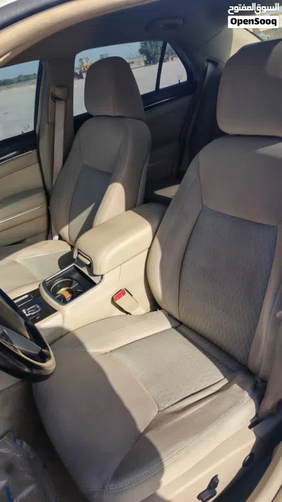 Chrysler 300 300S v8 4
