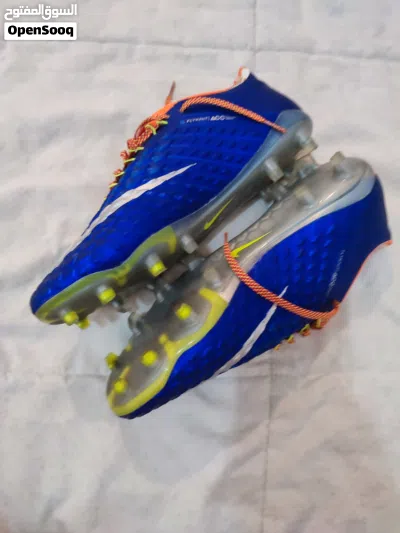 Original football shoes nike Hypervenomm size 44 أحذية کرة القدم ناکی اصلی 2