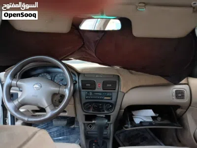 Nissan Sunny Standard 3