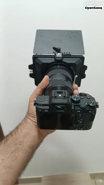 للبيع كاميرا Sony A7 III السينمائية مع عدسة Sigma 24-70mm F2.8 DG DN Art الأصلية (نسخة السوني E-Moun 3
