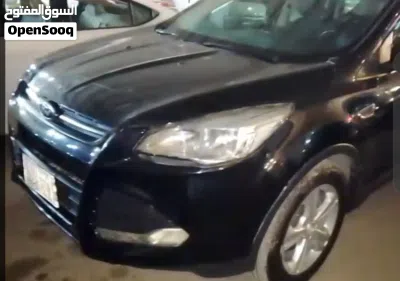 Ford Escape Standard 2