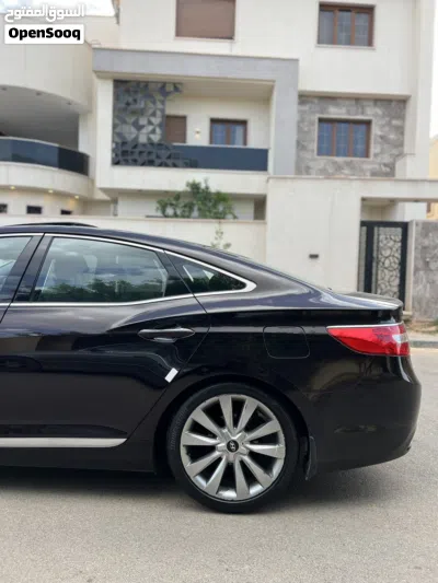 Hyundai Azera Standard 4