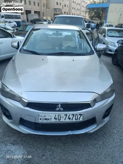 Mitsubishi Lancer Standard 4