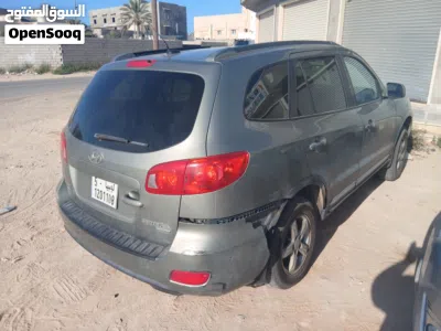 Hyundai Santa Fe Limited 4