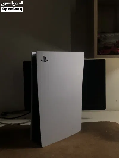 بليستيشن 5 مع كسر بسيط و مشكله hdmi 2