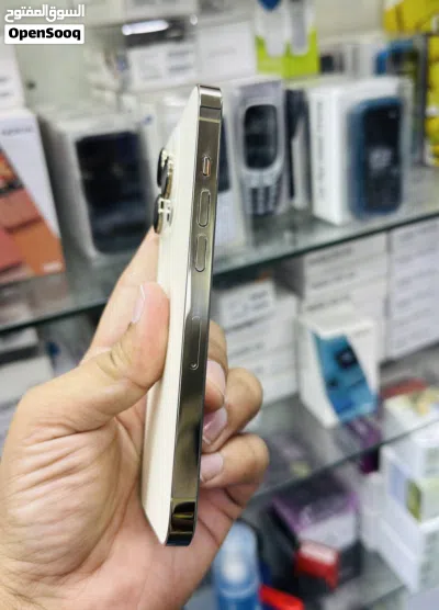 iPhone 14 Pro - 128GB STORAGE 3