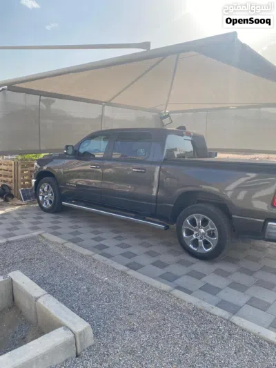 Dodge Ram Big Horn 2