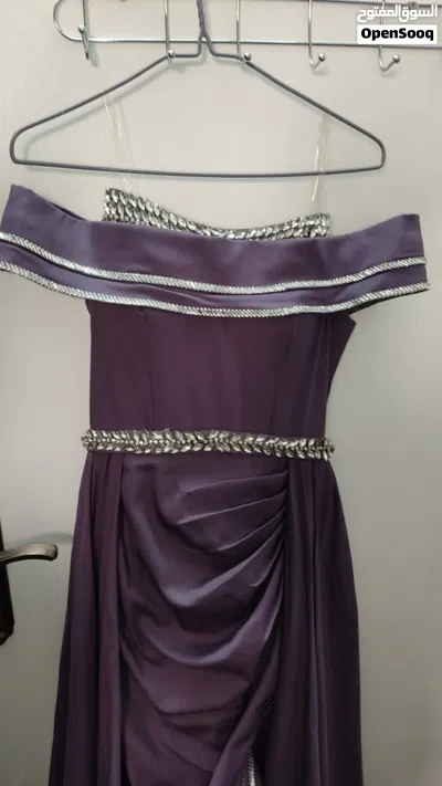 فستان مستعمل للبيع 3