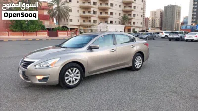 Nissan Altima S 2
