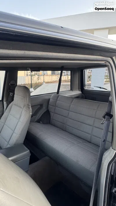 Jeep Cherokee Sport 4