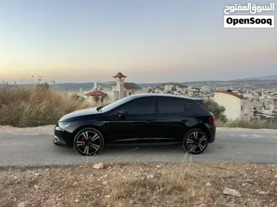 سيات ليون Standard 3