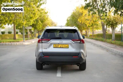 Toyota RAV 4 EX 3