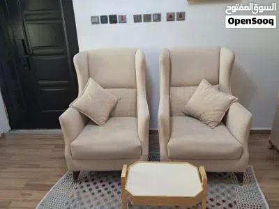 طاولة طعام وكنبات 7 اشخاص 4