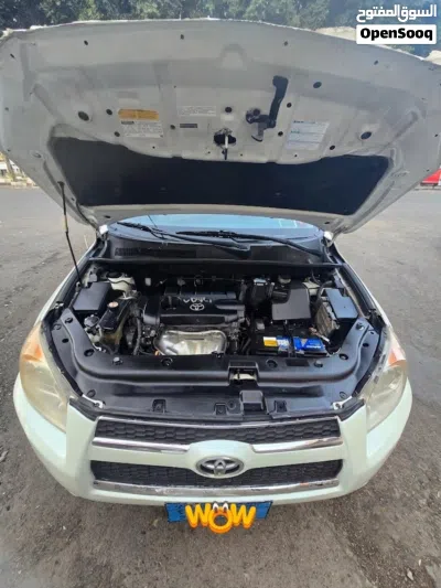 Toyota RAV 4 Limited 4