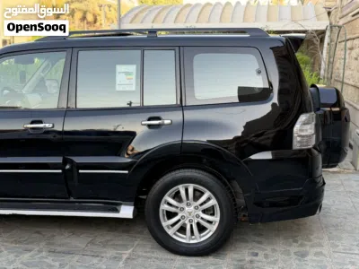 Mitsubishi Pajero GLS Plus 3