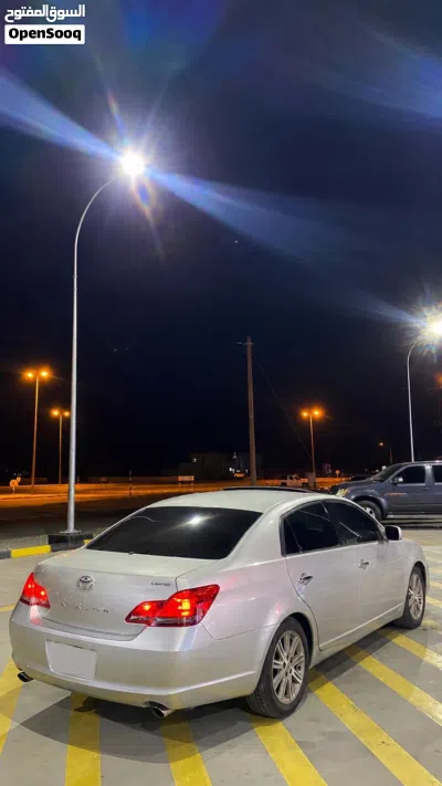 تويوتا افالون Limited 4