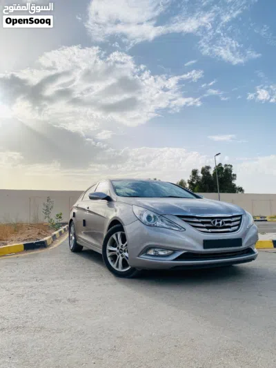 Hyundai Sonata GLS 2