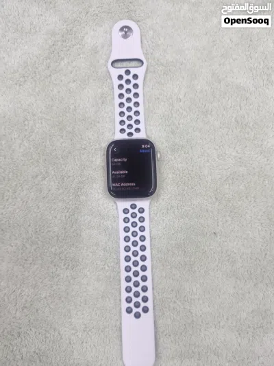 apple watch 45mm series 9 good condition 2