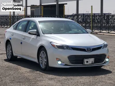 Toyota Avalon XLS 2