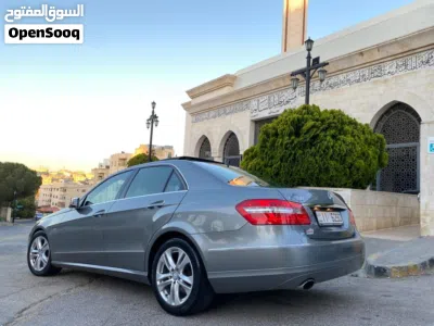 Mercedes Benz E-Class E 200 3
