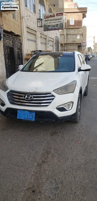 Hyundai Santa Fe Limited 4