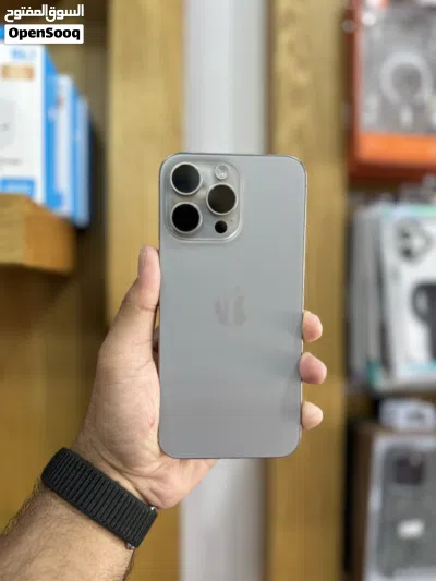 iPhone 15 Pro Max 256Gb Natural Titanium Used 4