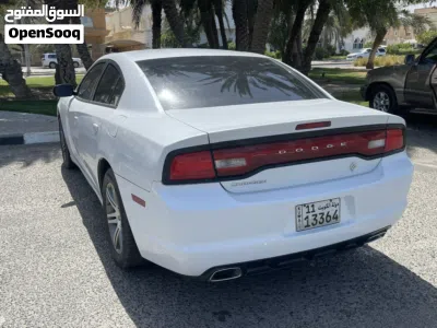 دودج تشارجر SXT 4