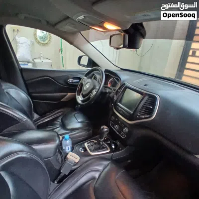 Jeep Cherokee Limited 2