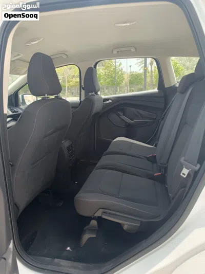 Ford Escape Standard 4
