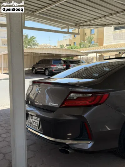 Honda Accord LX 4