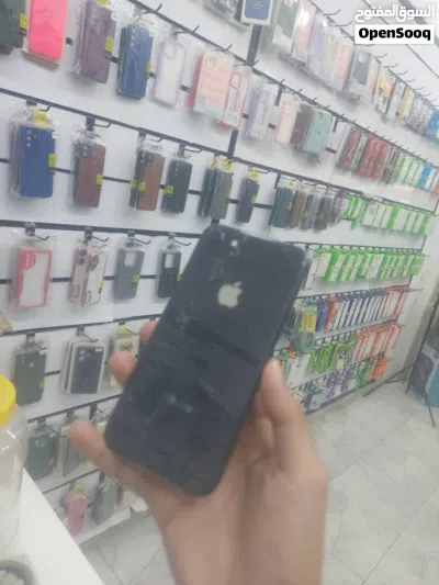 ايفون 8 256 قيقا 3