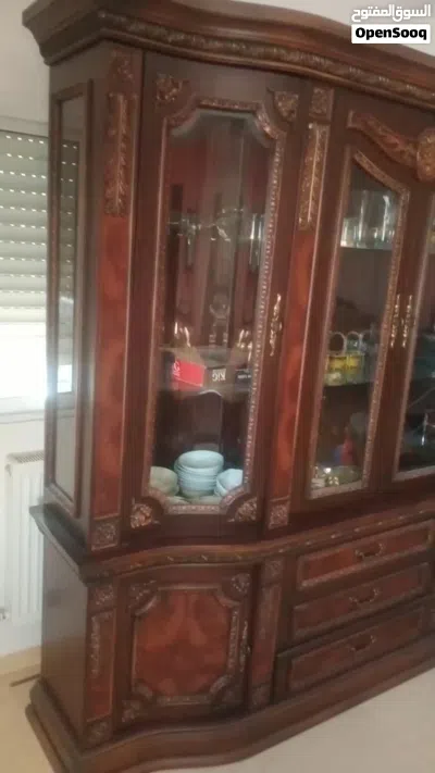 بوفيه أو خزانة عرض 4