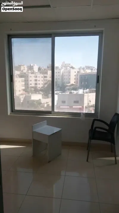 مكتب للايجار 60 متر 2