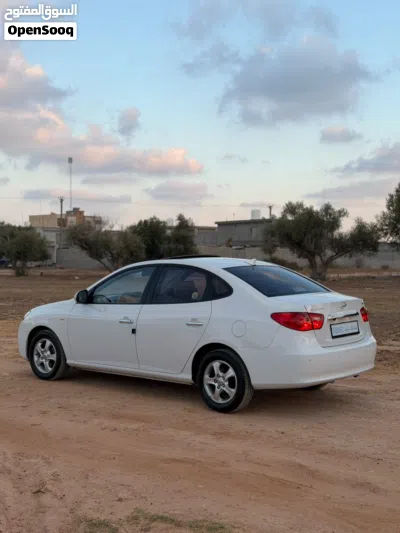 هيونداي افانتي SE 4