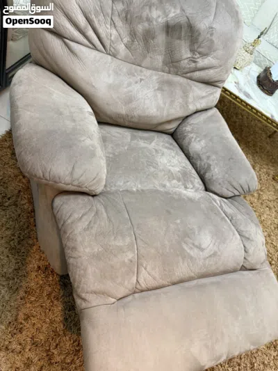 Recliner for urjent sale 2